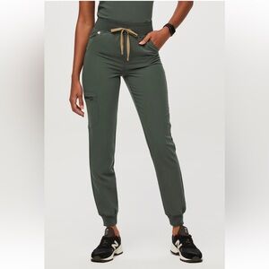 Woman’s figs moss high waisted pants